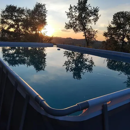 Del Ferne 3* Monteombraro