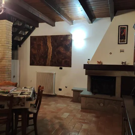 Del Ferne Monteombraro