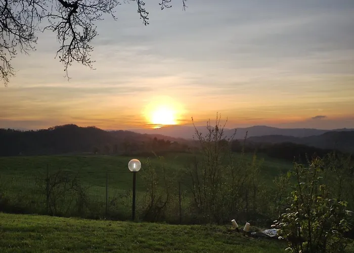 Del Ferne Monteombraro